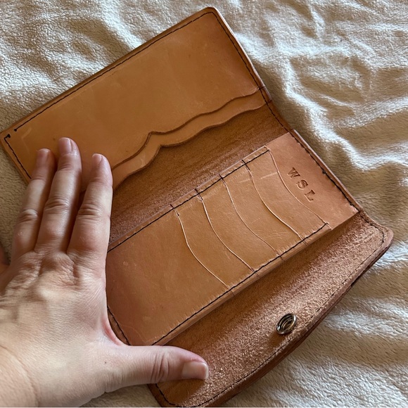 NWOT Handmade Leather Wallet-One of a Kind! - Picture 3 of 5